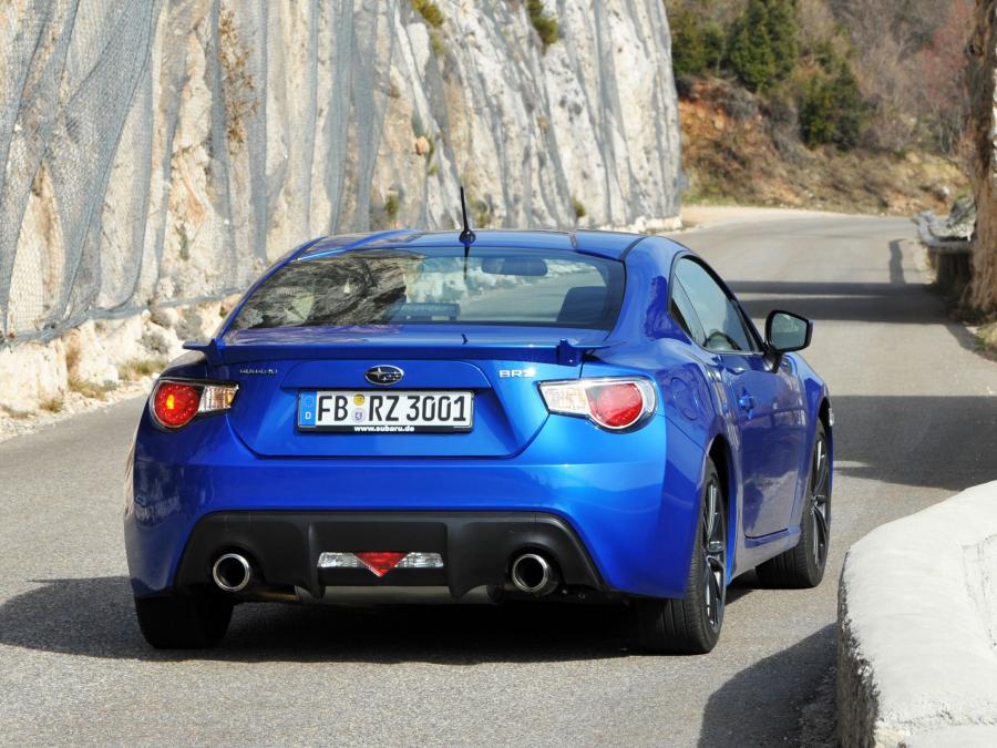  Subaru BRZ Aero Package 2012 года  (EU) (фото 9 из 30)